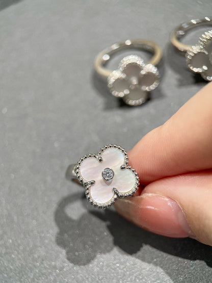 Miro CLOVER SILVER MOP DIAMOND RING