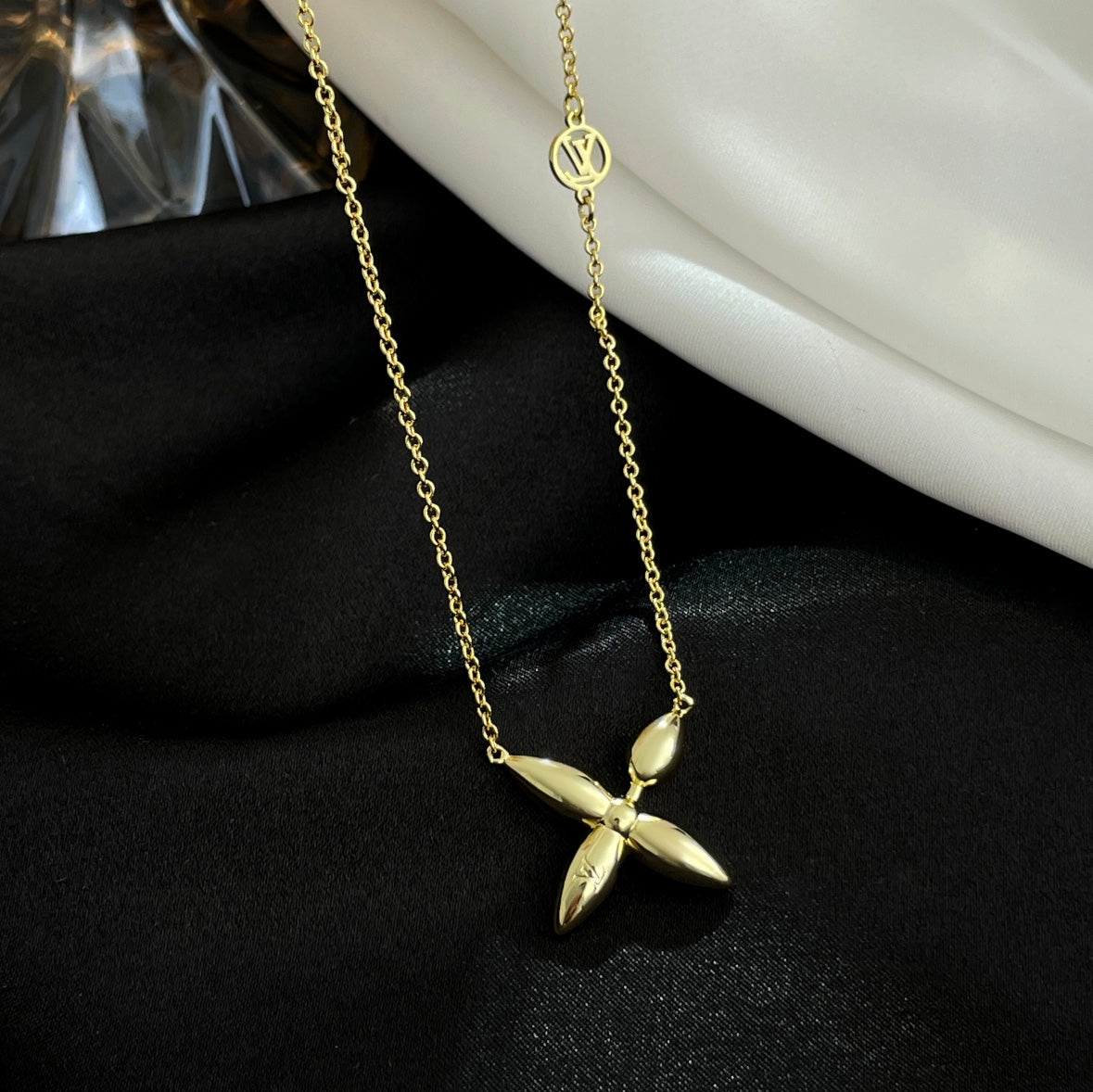 Miro LOUISETTE GOLD NECKLACE