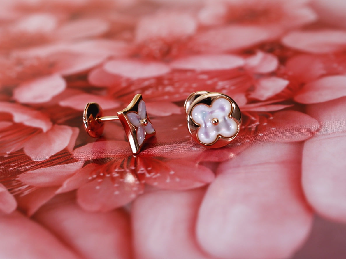 Miro STAR AND SUN PINK GOLD MOP STUD EARRINGS