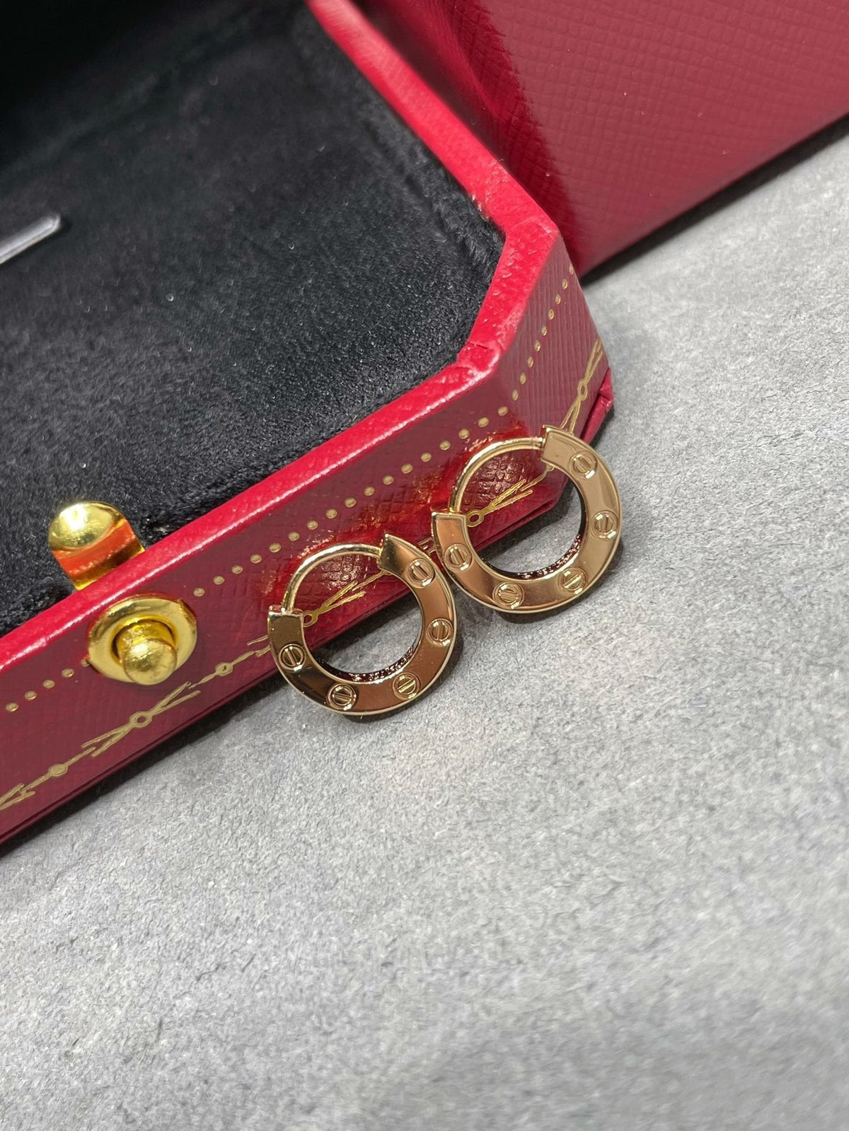 Miro LOVE MINI EARRINGS