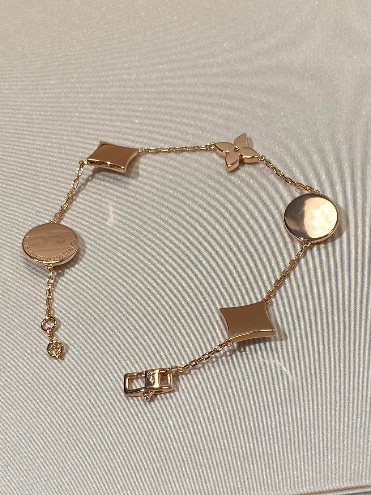 Miro STAR AND SUN 5 MOTIF MOP PINK GOLD BRACELET
