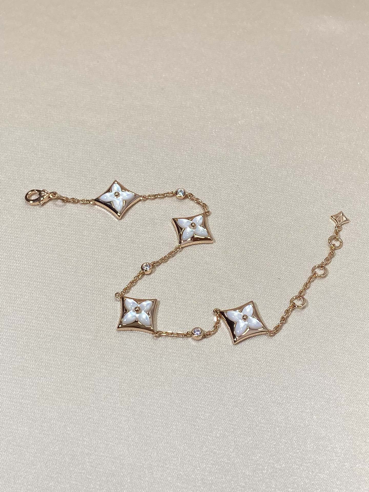 Miro STAR 4 MOTIF MOP DIAMOND PINK GOLD BRACELET