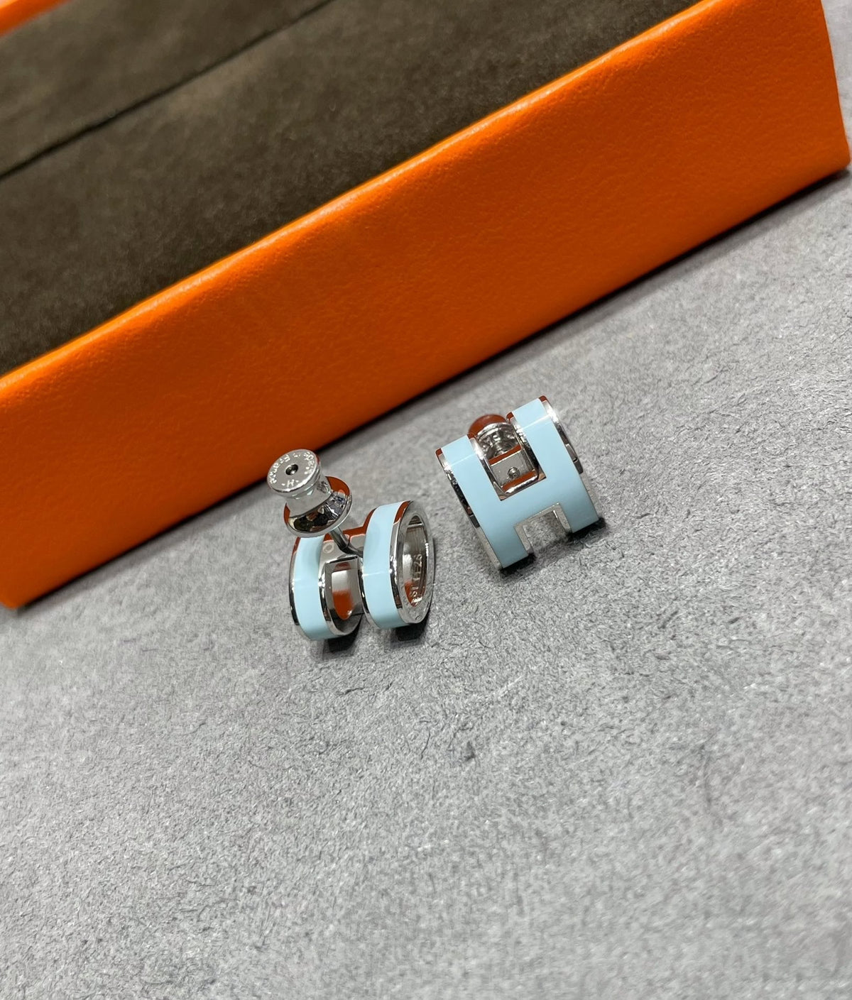 Miro POP H SKY BLUE STUD EARRINGS