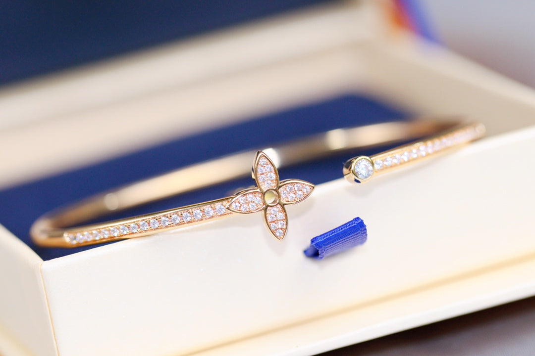 Miro IDYLLE PINK GOLD OPEN BRACELET DIAMOND PAVED