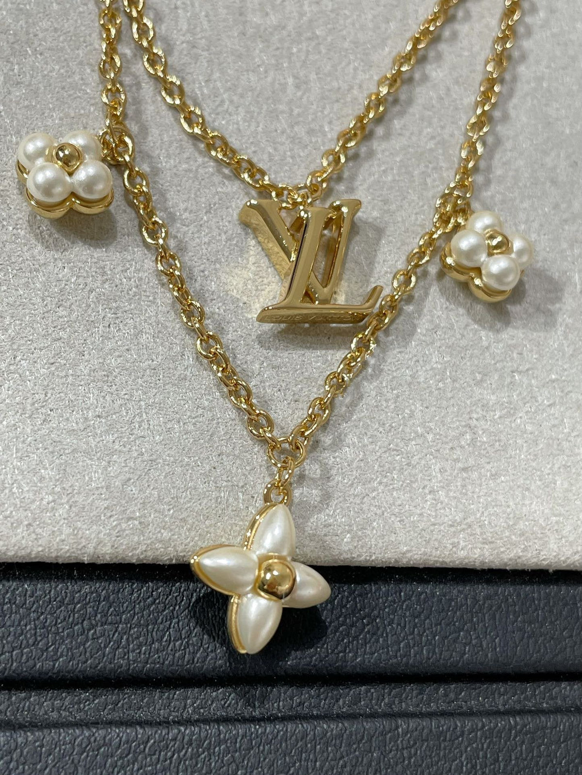 Miro FLOWERGRAM GOLD MOP DOUBLE ROW NECKLACE