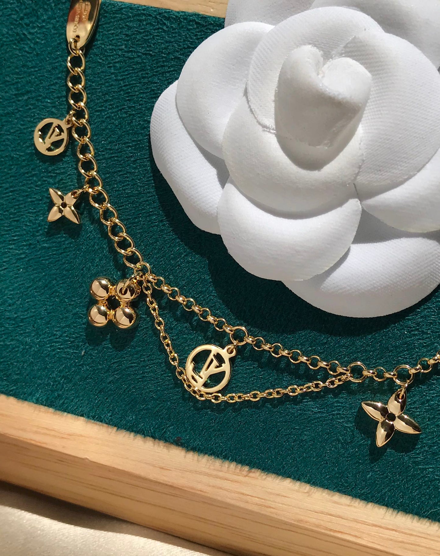 Miro BLOOMING PINK GOLD MOP BRACELET