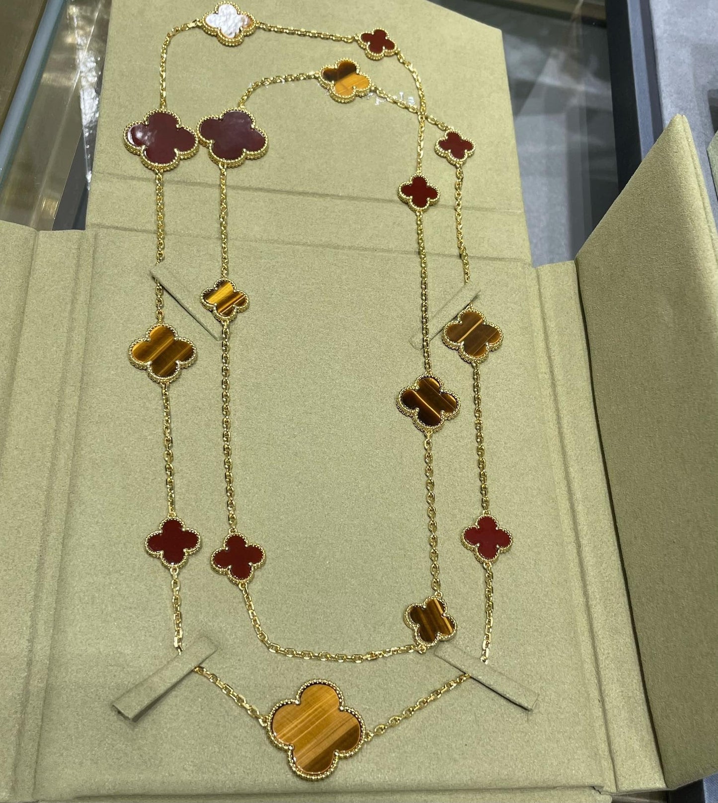 Miro CLOVER 16 MOTIF CARNELIAN TIGER EYE ROSE GOLD NECKLACE