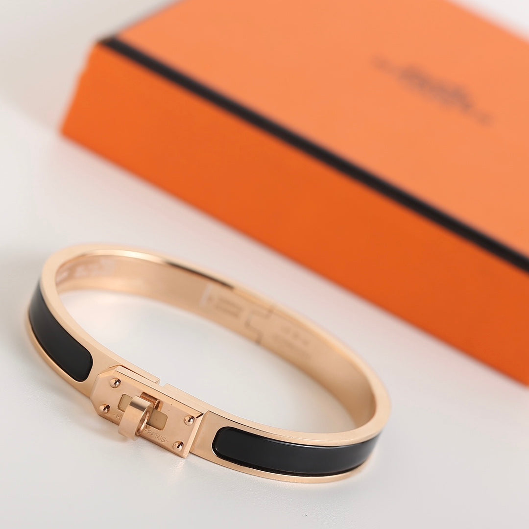 Miro HM KELLY BLACK BRACELET