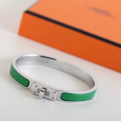 Miro HM KELLY GREEN BRACELET