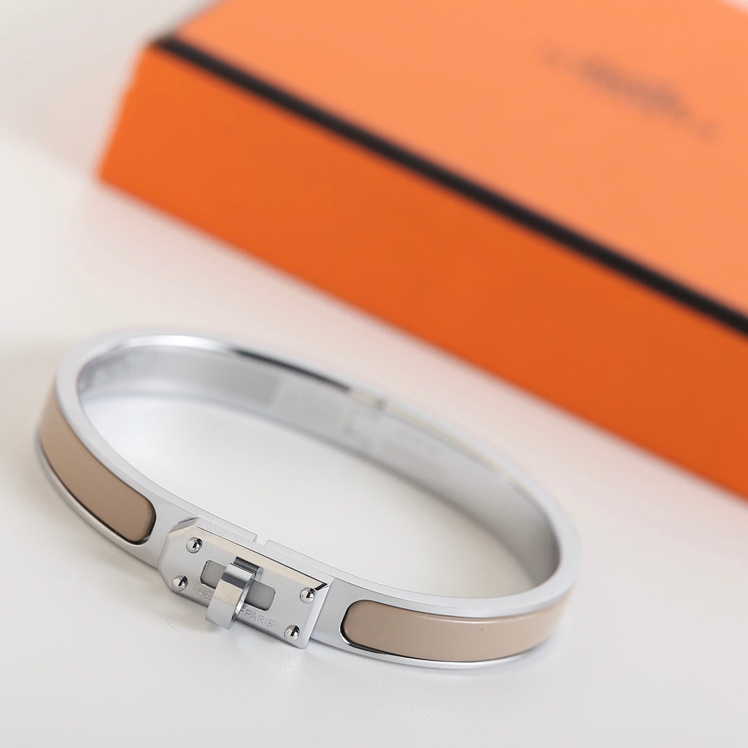 Miro HM KELLY GREY BRACELET