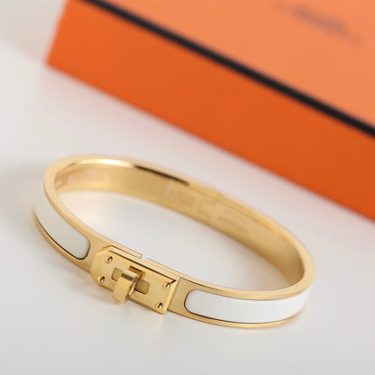 Miro HM KELLY WHITE BRACELET
