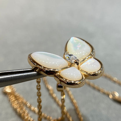 Miro BUTTERFLY MOP DIAMOND NECKLACE