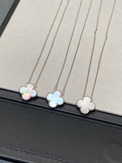 Miro CLOVER MEDIUM SILVER WHITE MOP NECKLACE