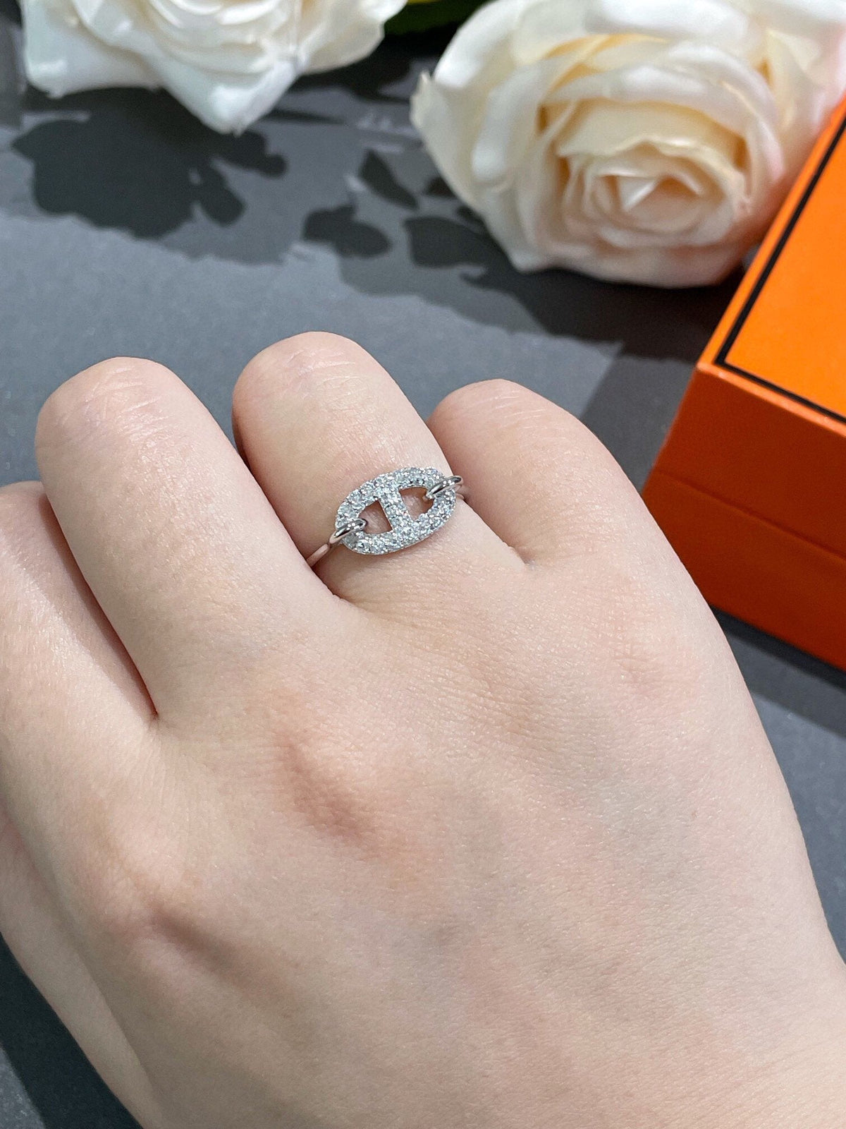 Miro RONDE SMALL DIAMOND RING