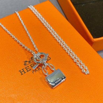 Miro CONSTANCE PEDANT SILVER NECKLACE
