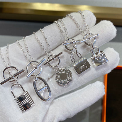 Miro CONSTANCE PEDANT SILVER NECKLACE