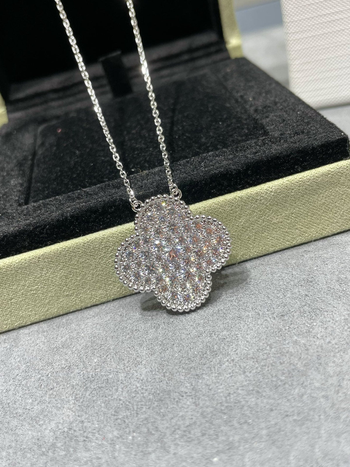 Miro CLOVER 25MM LARGE PENDANT DIAMOND PAVED SILVER NECKLACE