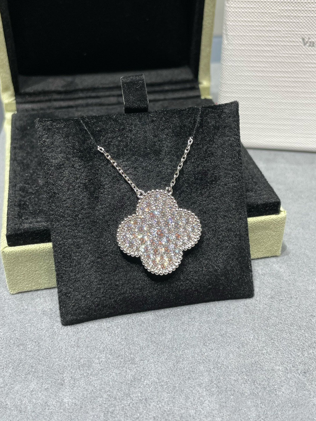 Miro CLOVER 25MM LARGE PENDANT DIAMOND PAVED SILVER NECKLACE