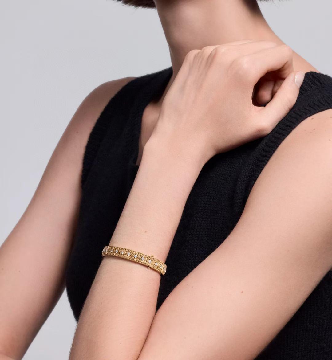 [Miro ] 2026 WOVEN-PATTERN BRACELET SET WITH FULL DIAMOND INLAY THREE-COLORS
