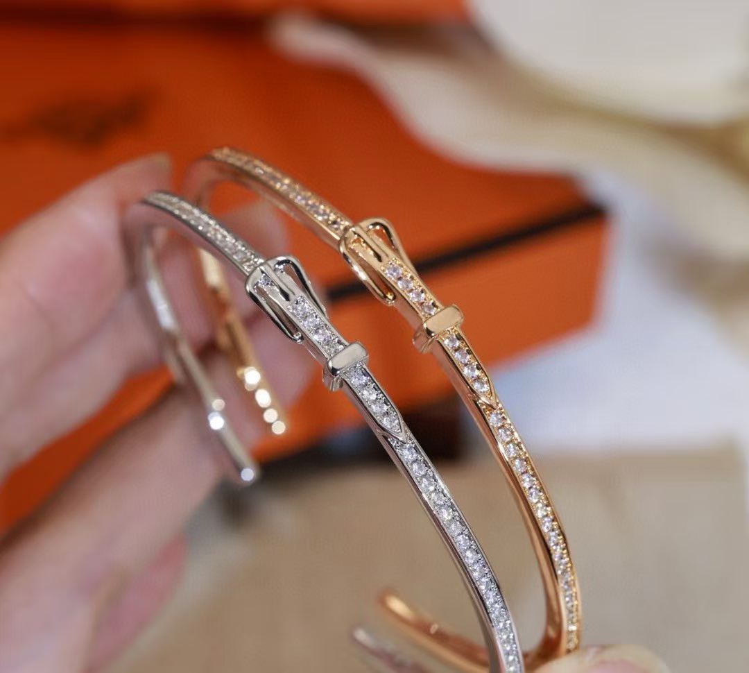 [Miro ] DIAMOND-ENCRUSTED BRACELET THREE COLORS