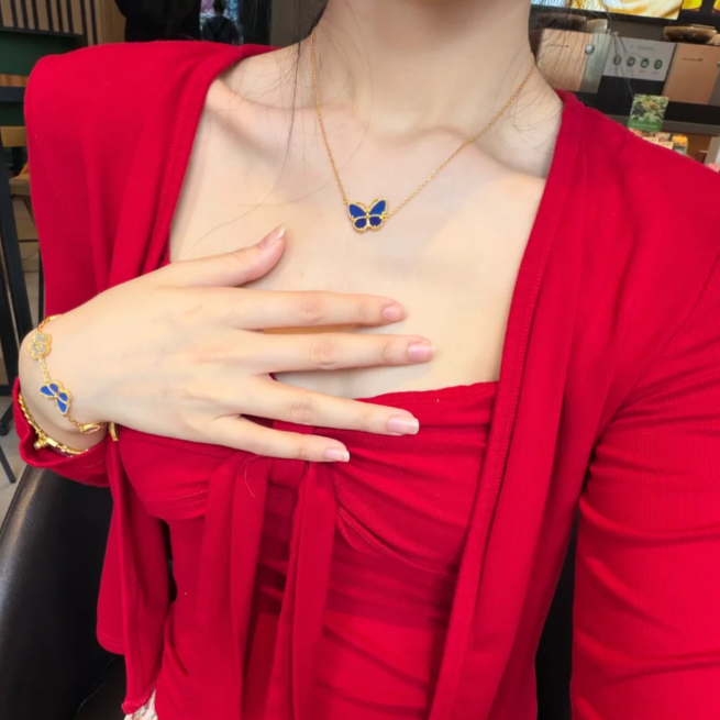 [Miro ] 2026 BUTTERFLY BLUE   NECKLACE