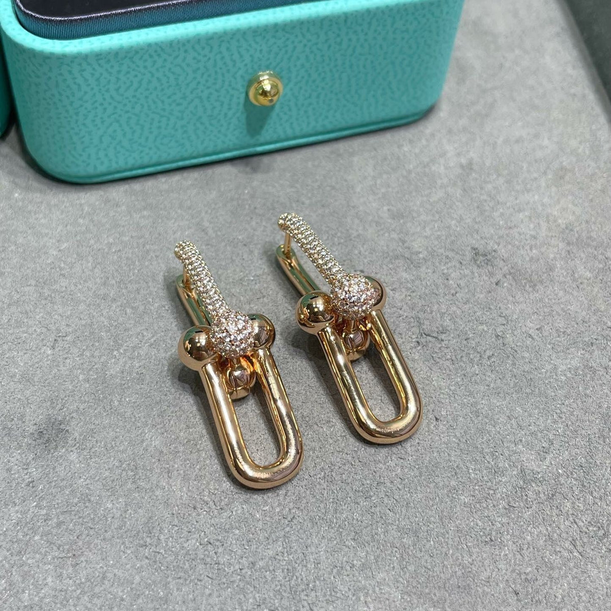 [Miro ] TF U-shaped diamond earrings