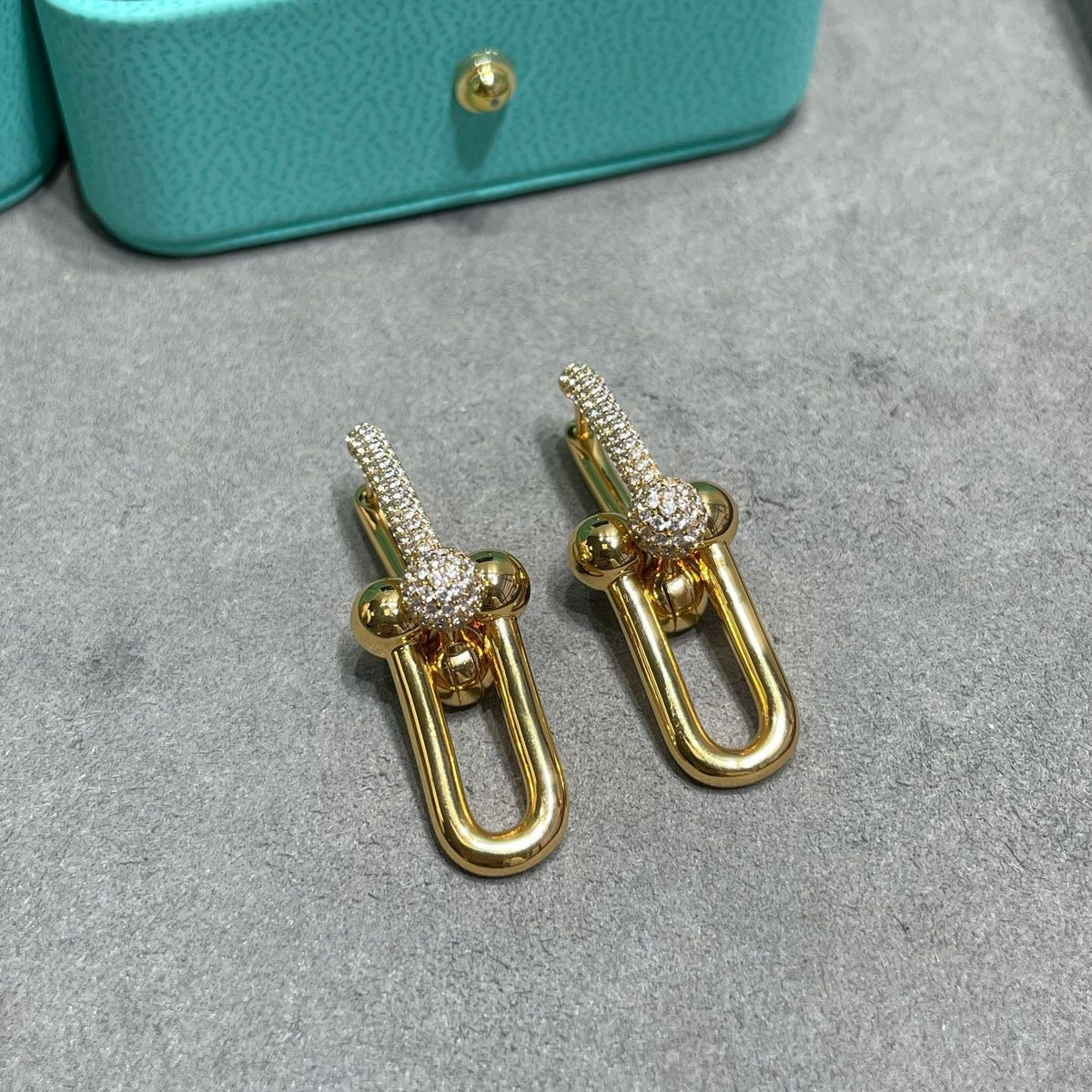 [Miro ] TF U-shaped diamond earrings