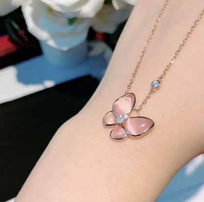 [Miro ] BUTTERFLY PINK MOTHER-OF-PEARL DIAMOND NECKLACE
