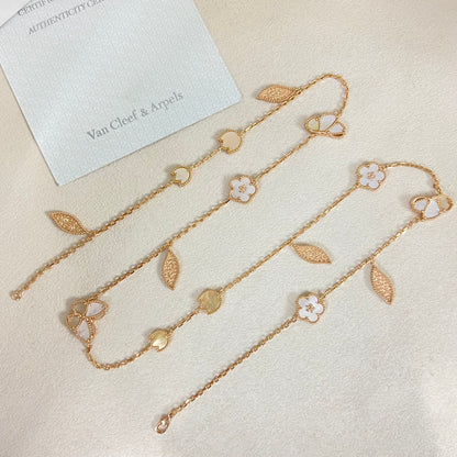 [Miro ] 26 NEW CLOVER LUCKY LIGHT YELLOW AND WHITE SET