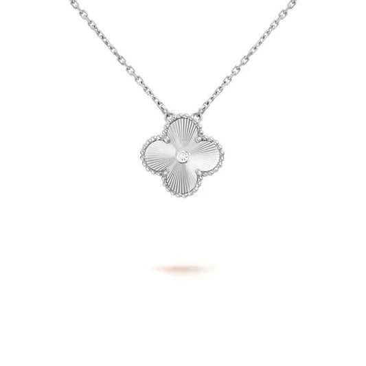 Miro CLOVER  15MM DIAMOND LASER NECKLACE SILVER