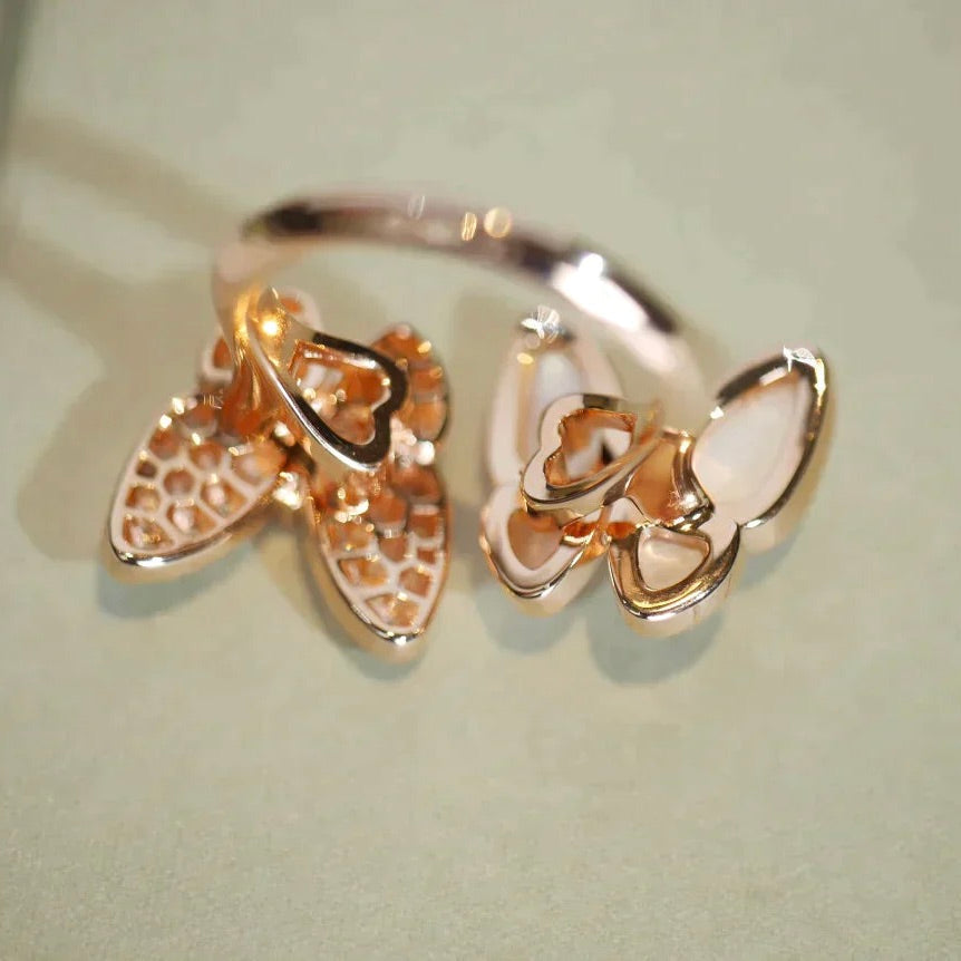 Miro TWIN BUTTERFLY DIAMOND MOP RING