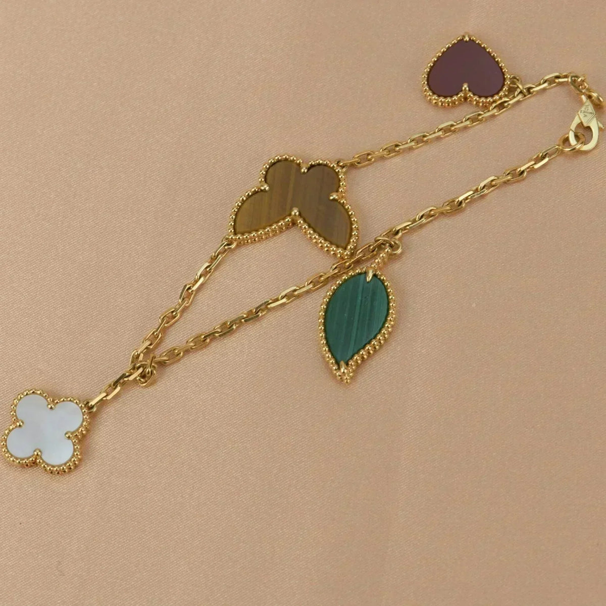 ミロ ラッキー スプリング 5モチーフ ゴールド ブレスレット