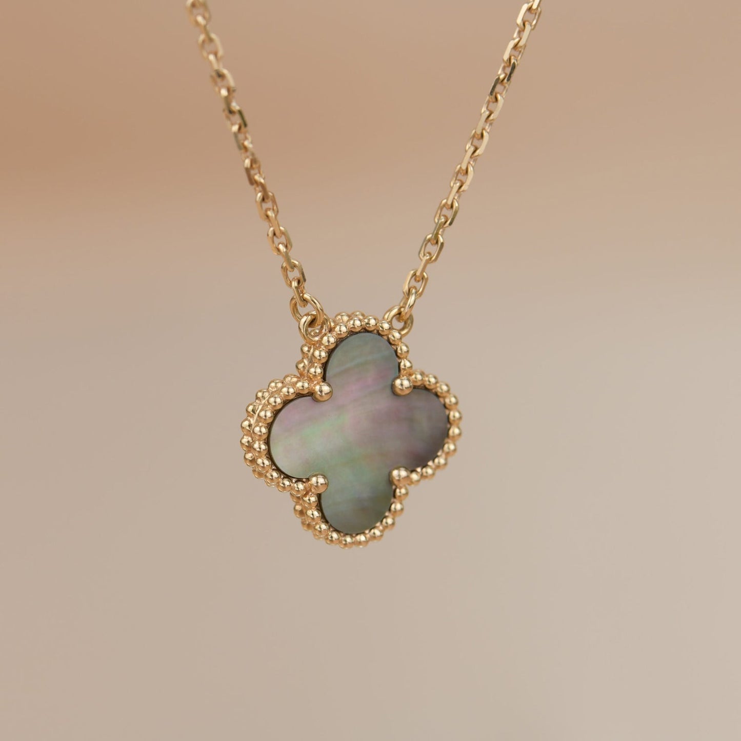 Miro CLOVER 15MM  GRAY MOTHER OF PEARL NECKLACE