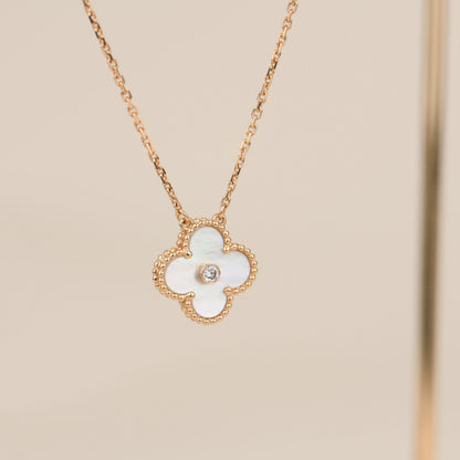 Miro CLOVER 15MM DIAMOND WHITE FRITILLARIA NECKLACE