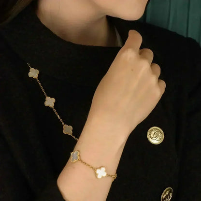 [Miro ]New CLOVER WHITE PEARL MOP 5 MOTIF BRACELET COLLECTION