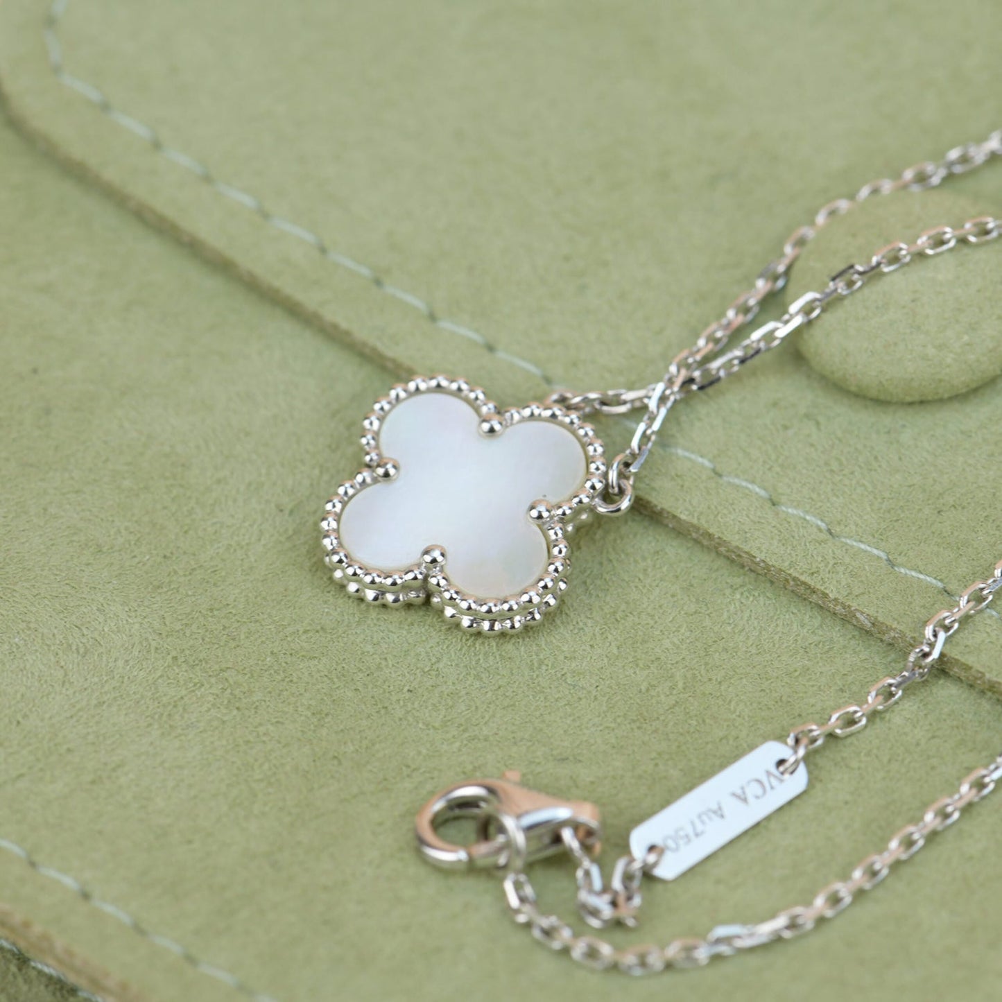 Miro CLOVER  15MM WHITE MOTHER-OF-PEARL SILVER