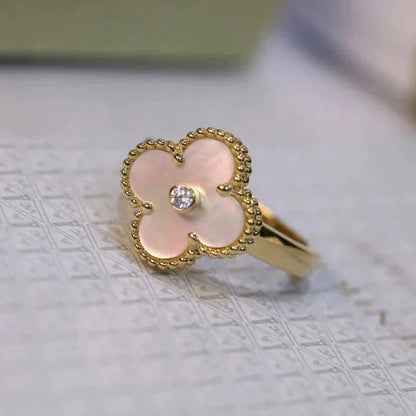 Miro CLOVER PINK MOP RING GOLD DIAMOND