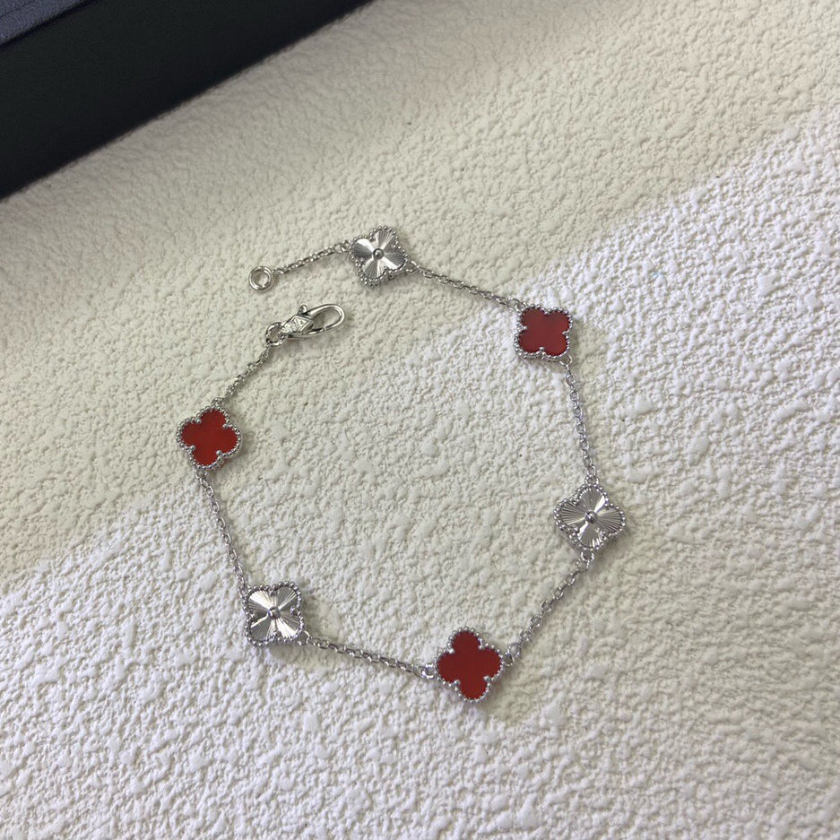 [Miro ]CLOVER 6 MOTIF RED AGATE LASER BRACELET