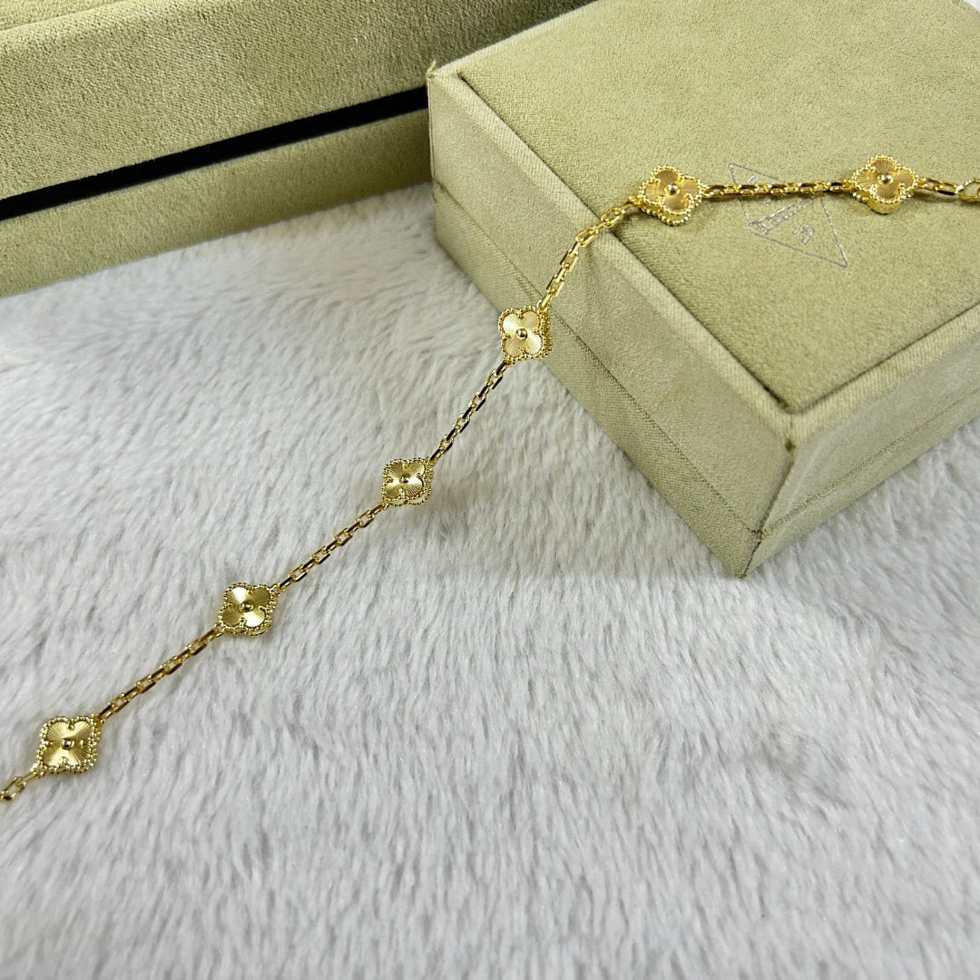 [Miro ]New CLOVER 6 MOTIF DIAMOND BRACELET