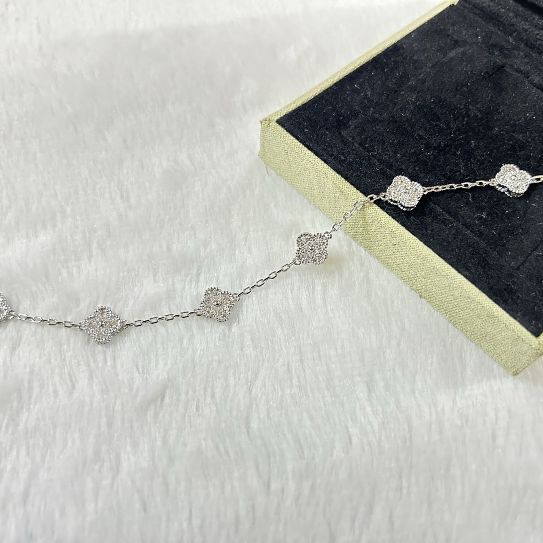[Miro ]New CLOVER 6 MOTIF DIAMOND BRACELET