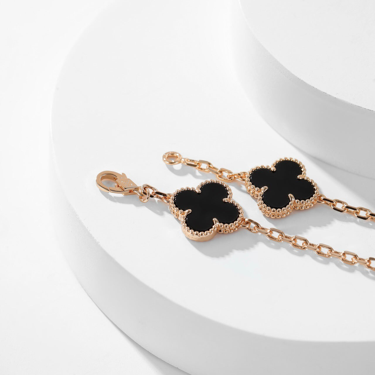 Miro CLOVER 10 MOTIFS ONYX NECKLACE