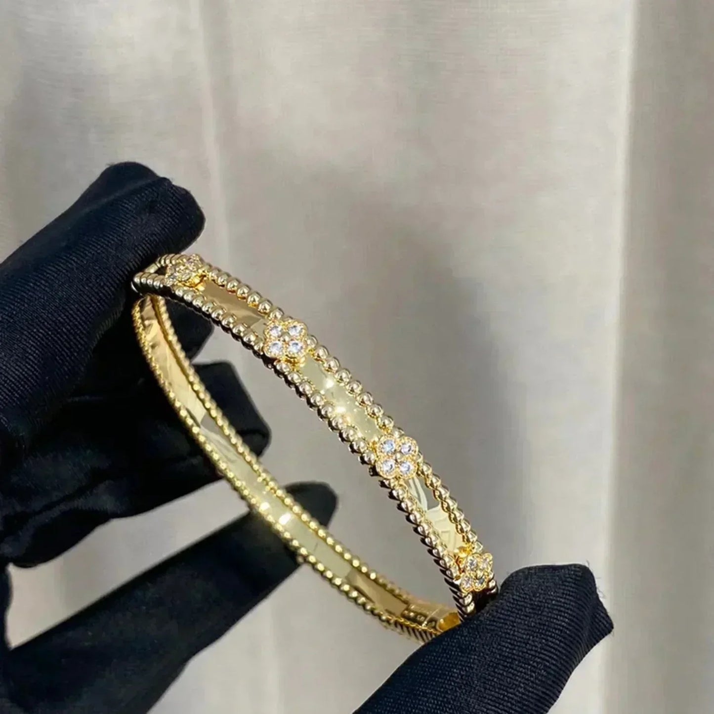 Miro CLOVER BRACELET 4MM DIAMONDS