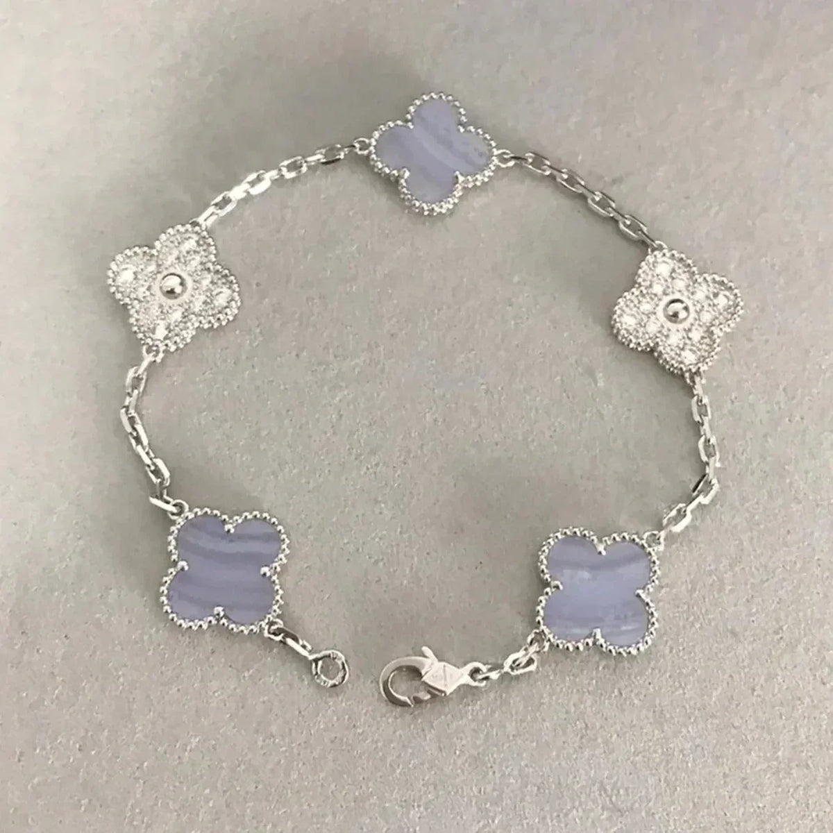 [Miro ]New  CLOVER 5 MOTIF PURPLE CHALCEDONY BRACELET COLLECTION