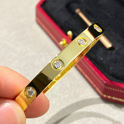 Miro LOVE BRACELET 6.1MM 10 DIAMONDS