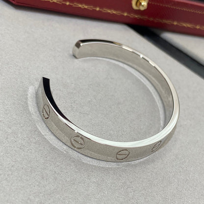 Miro LOVE BRACELET 6.1MM 1 DIAMOND OPEN CUFF