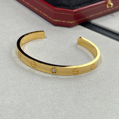 Miro LOVE BRACELET 6.1MM 1 DIAMOND OPEN CUFF
