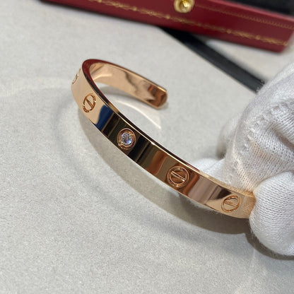 Miro LOVE BRACELET 6.1MM 1 DIAMOND OPEN CUFF