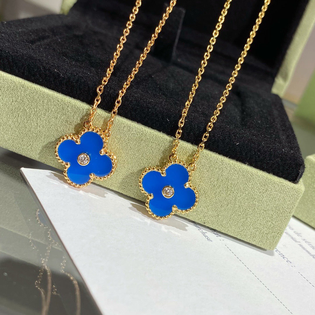 Miro CLOVER 15MM DIAMOND AND BLUE AGATE NECKLACE