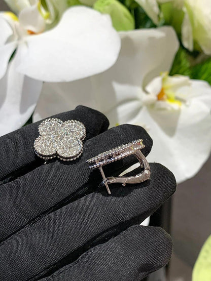 [Miro ] CLOVER 20MM MOTIFS DIAMOND STUD EARRINGS SILVER