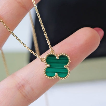Miro CLOVER 15MM MALACHITE SINGLE FLOWER  NECKLACE